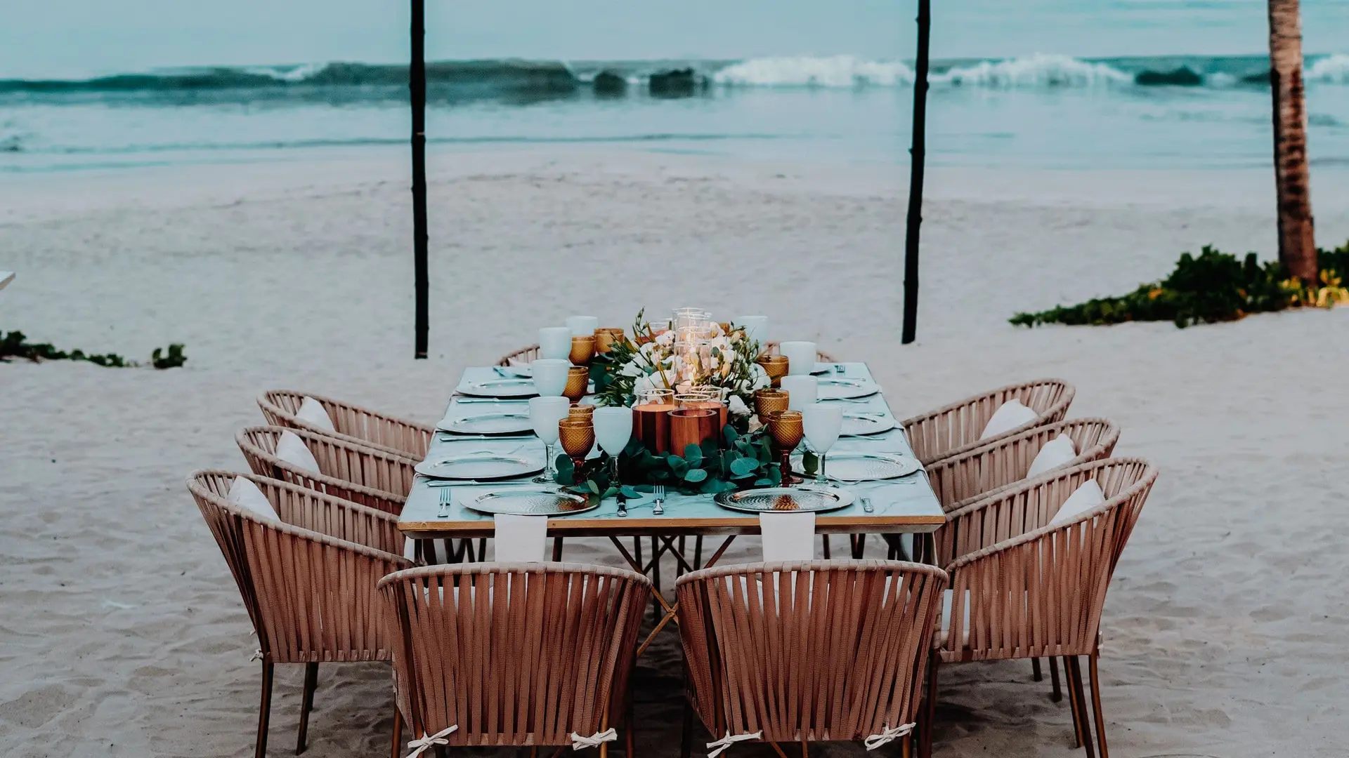 Espacios para bodas en Thompson Zihuatanejo — Zihuatanejo, Guerrero