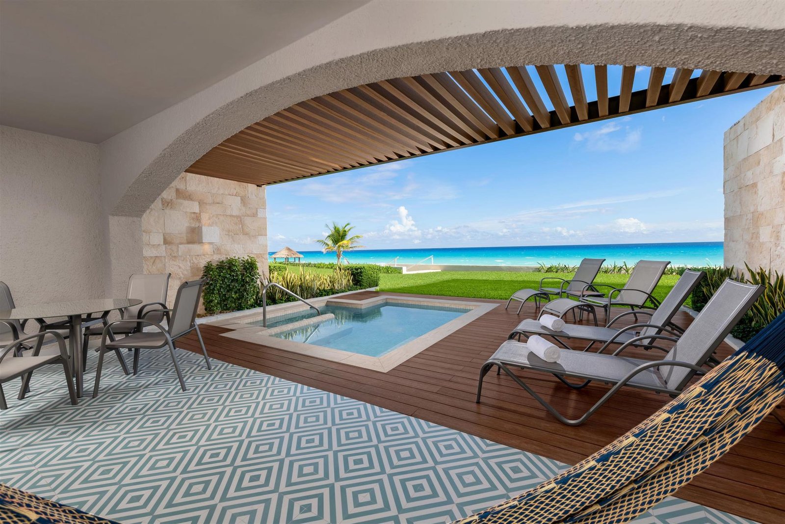 Vista del venue Hilton Cancun Mar Caribe All-Inclusive Resort en Cancun