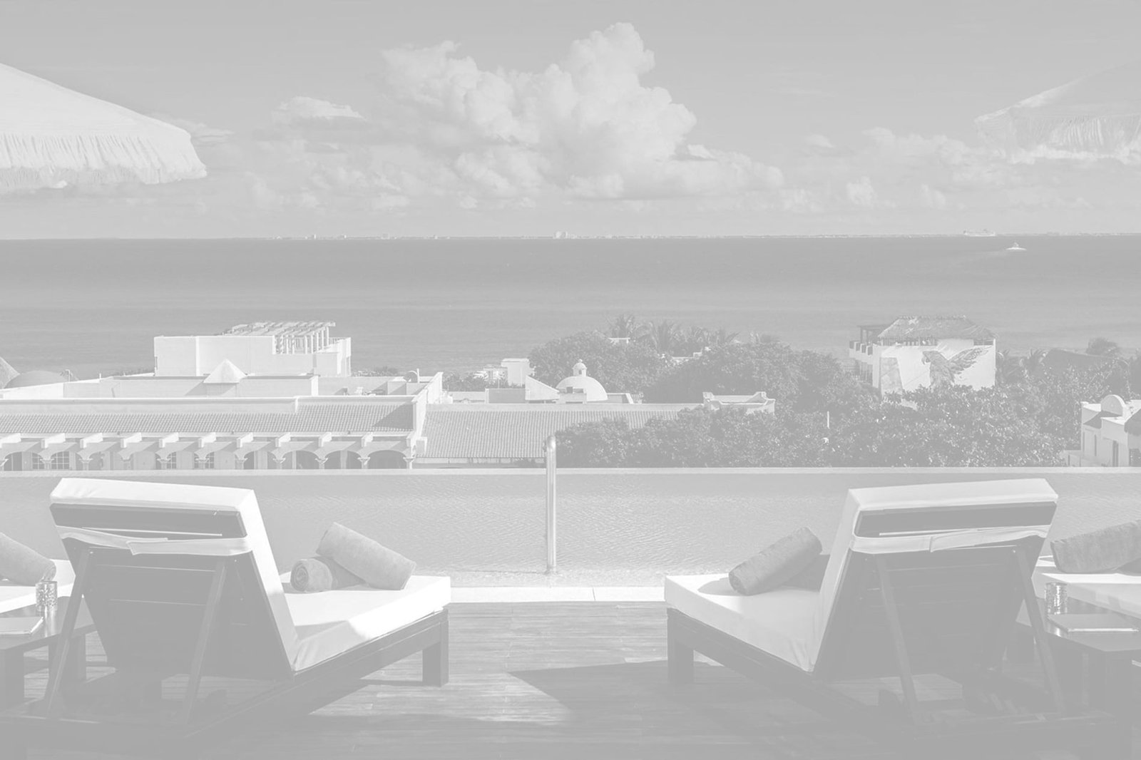 Vista del venue The Fives Beach Hotel & Residences en Playa del Carmen