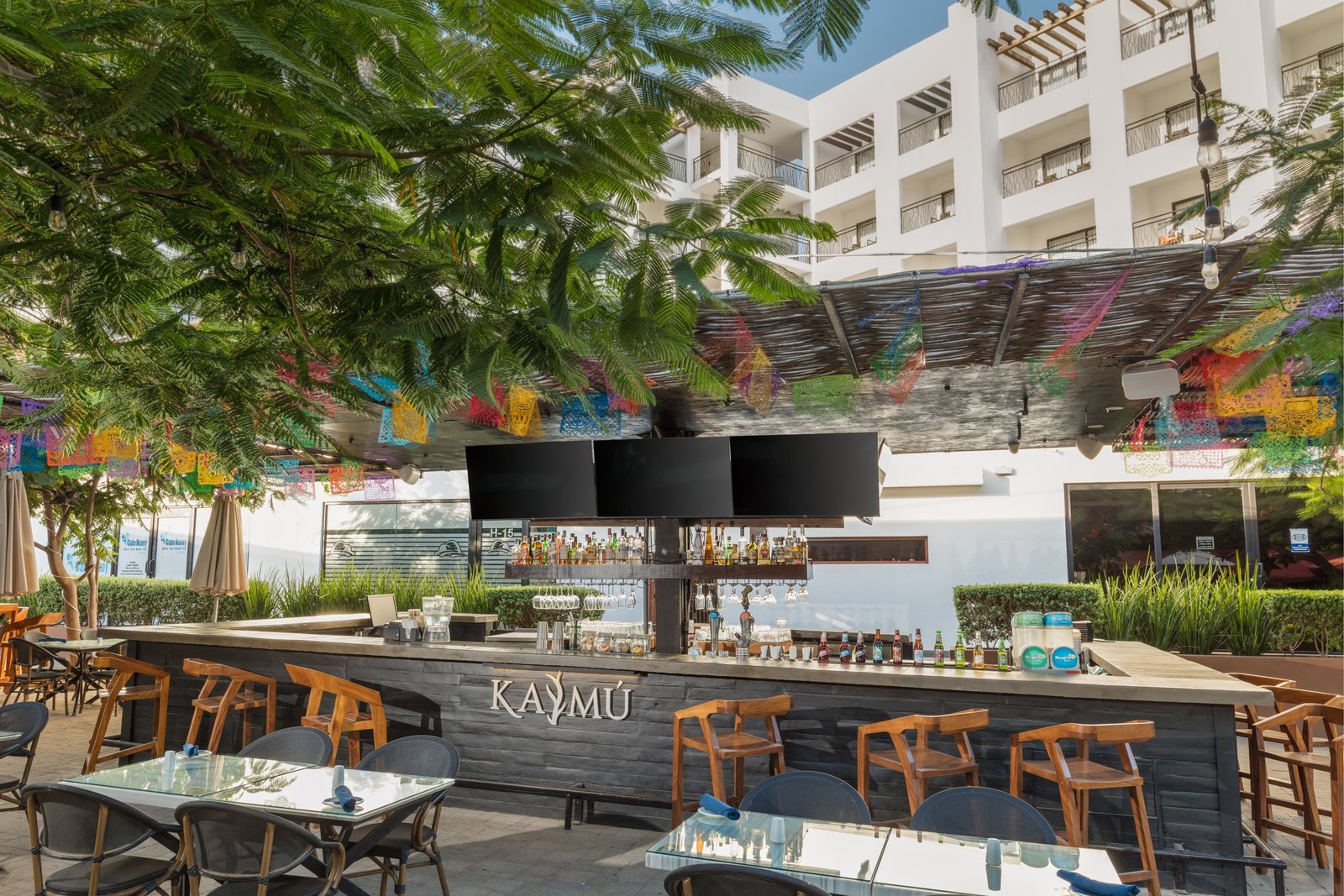 Boda en Medano Hotel and Suites — Cabo San Lucas, Baja California Sur