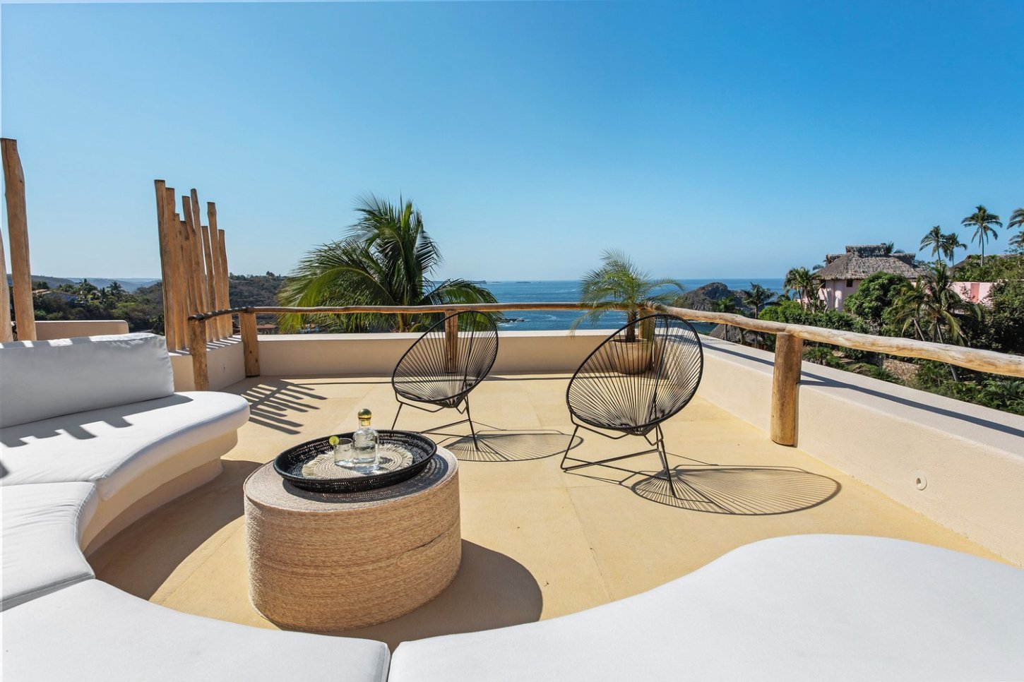 Espacios para bodas en Casa Serpentine — Costa Careyes, Jalisco